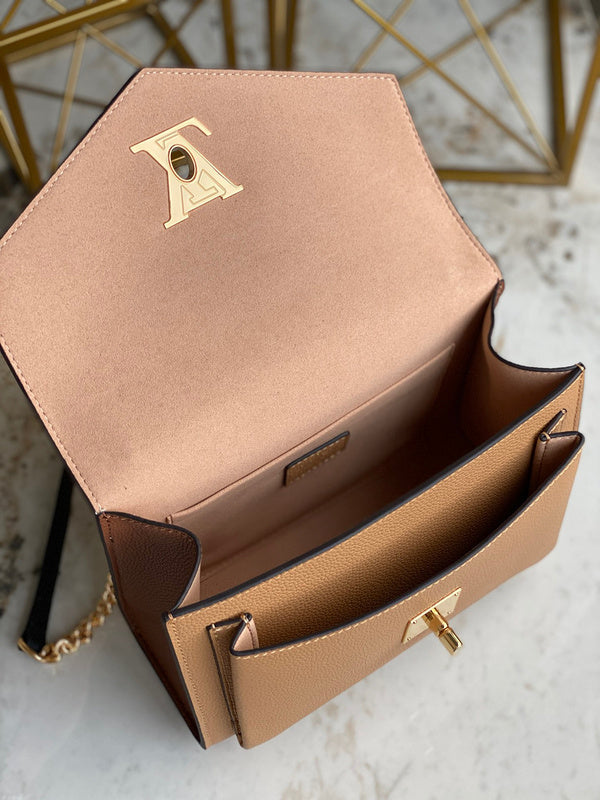 LOV2 Bags - Luxurious Bags  946