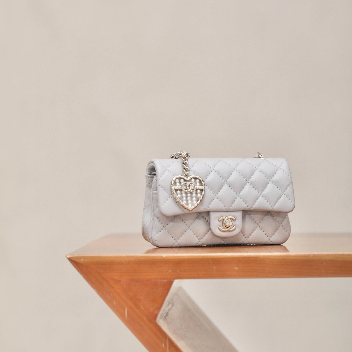 CC 25A MINI CLASSIC FLAP BAG