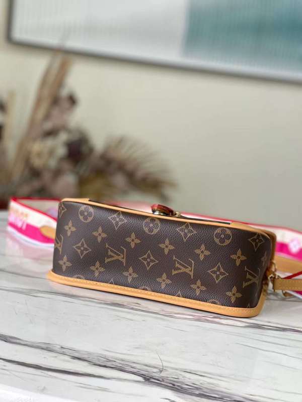 LOV2 Bags - Luxurious Bags  676
