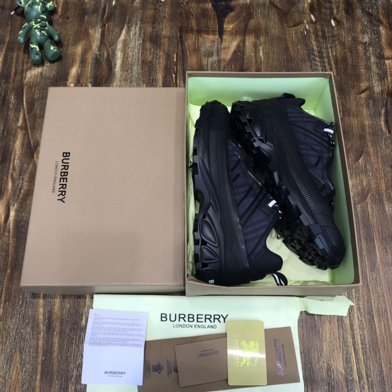 Burberry Luxury Shoes
