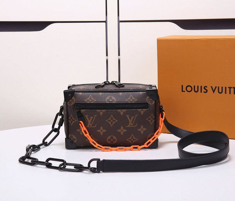 I W Fashion Lu-Vi bags - 17817