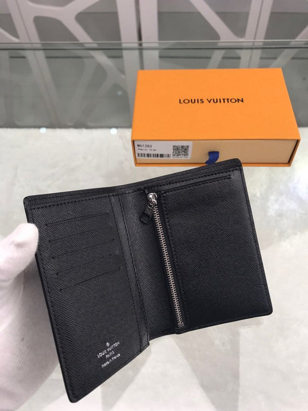 I W Fashion Lu-Vi bags - 17449