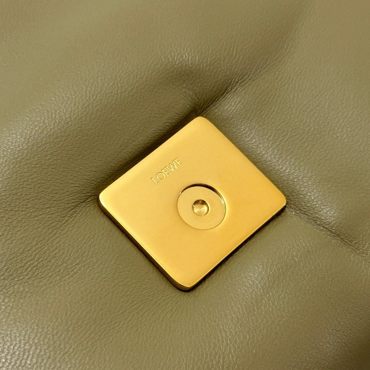 LOEW PUFFER GOYA BAG