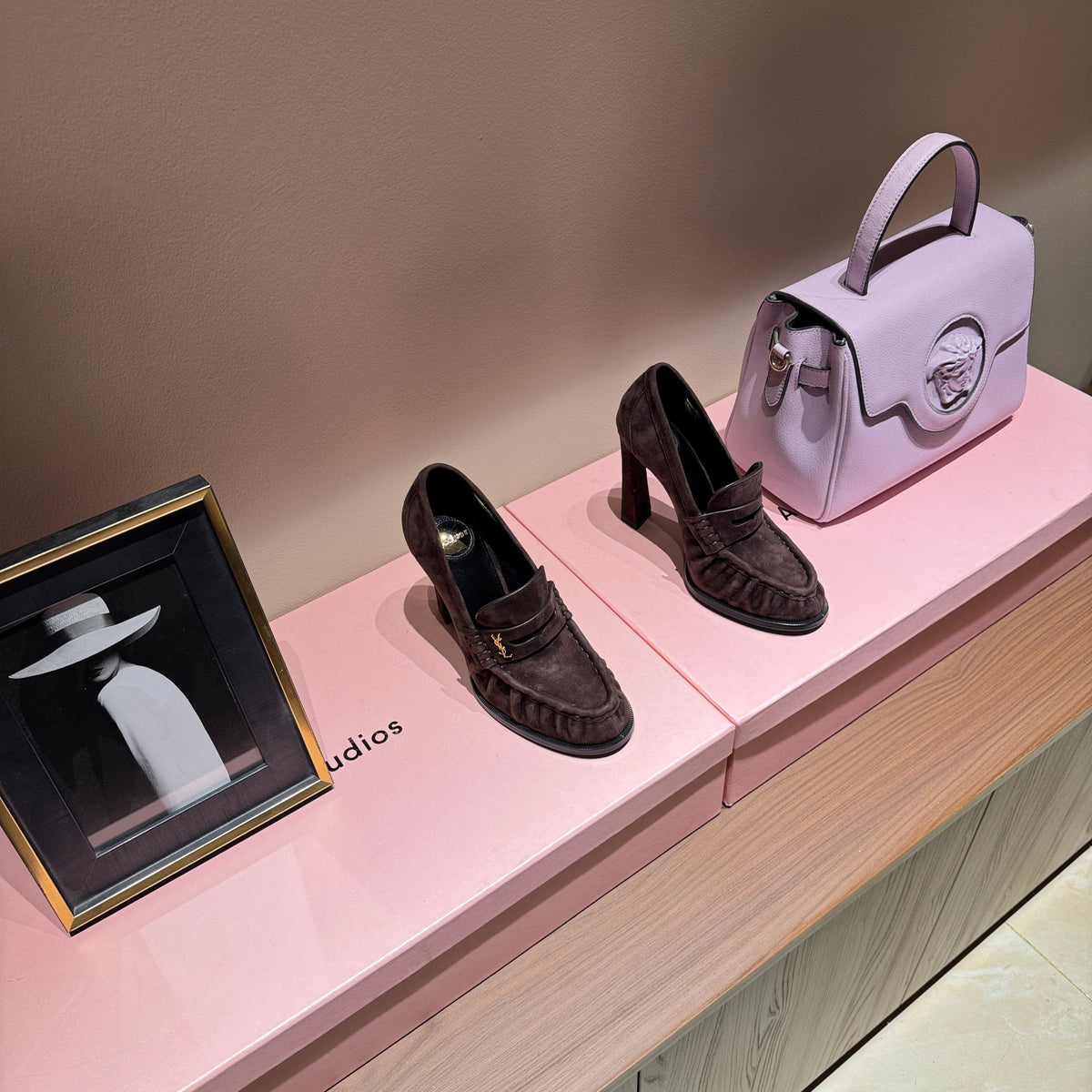 SL HEELS