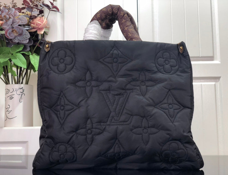 I W Fashion Lu-Vi bags - 17250