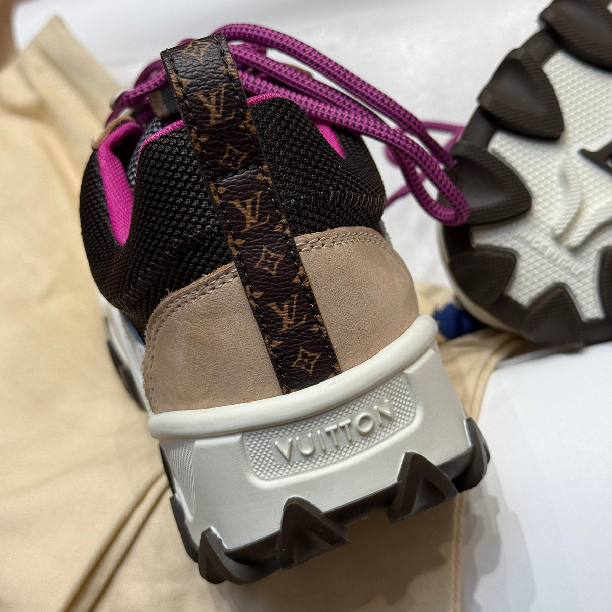 LOU RUSH XPLORER SNEAKERS