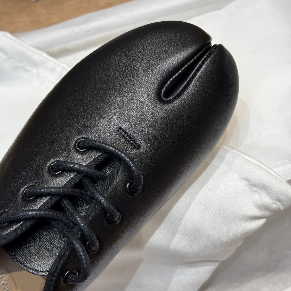 MAISON M TABI LOAFERS