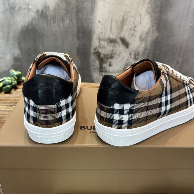 Burberry Luxury Shoes