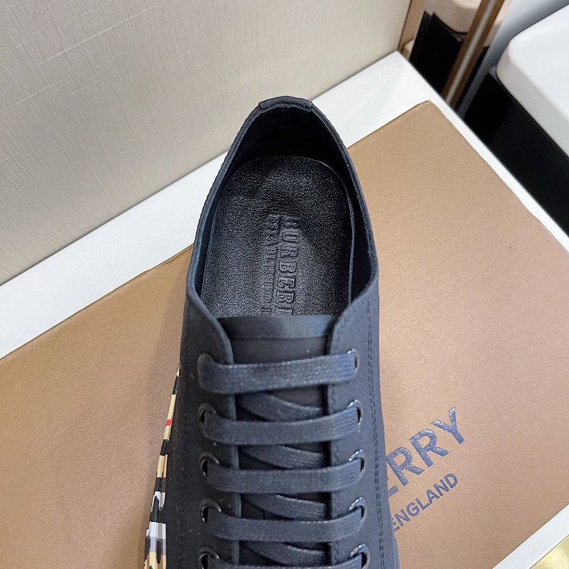 Burberry Luxury Shoes