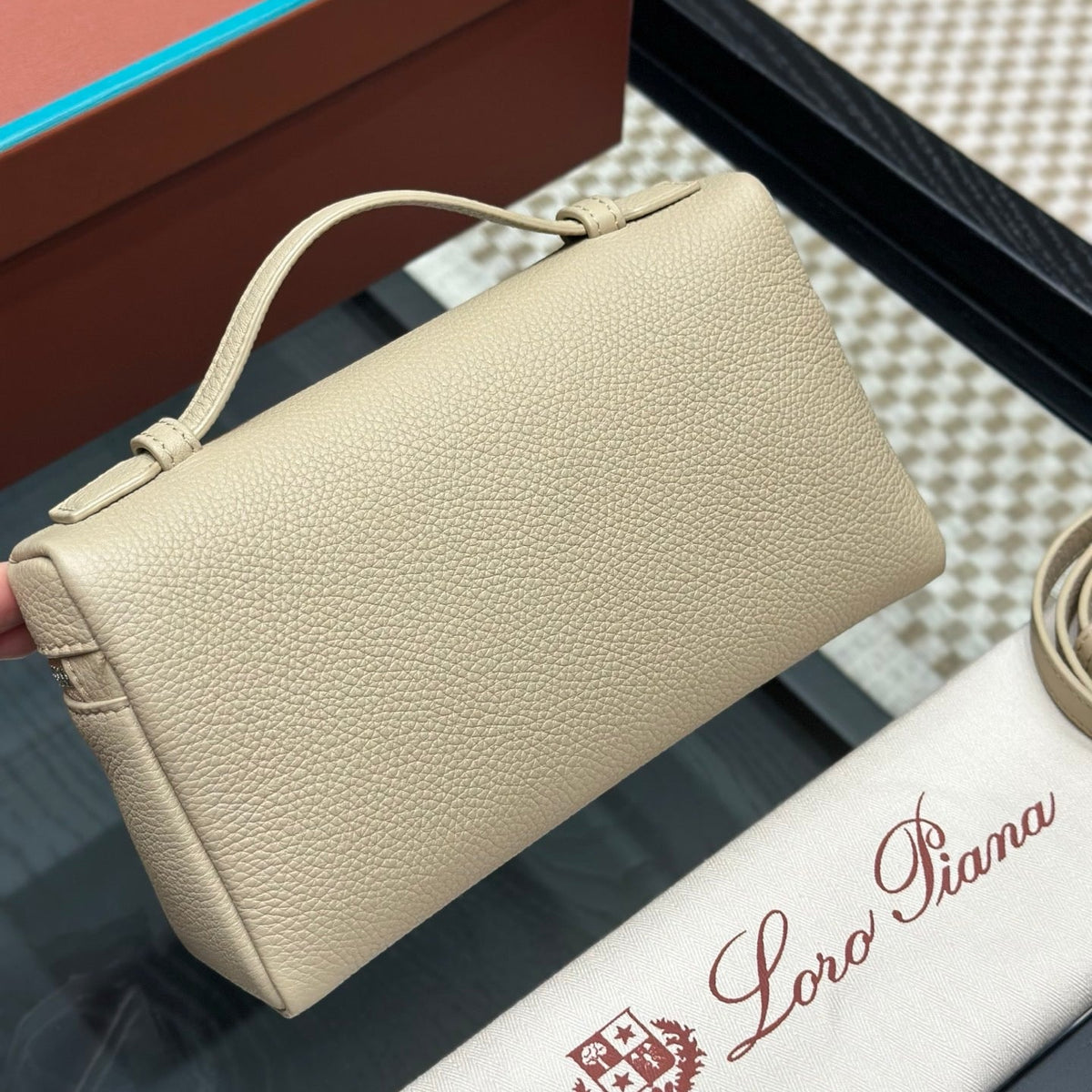 LORO P EXTRA POCKET L19 BAG