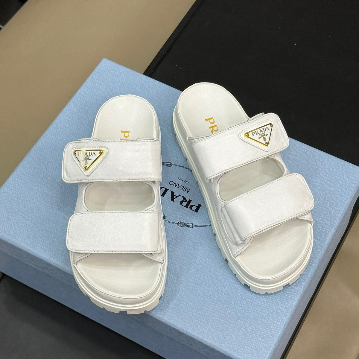PD NAPPA LEATHER SLIDES