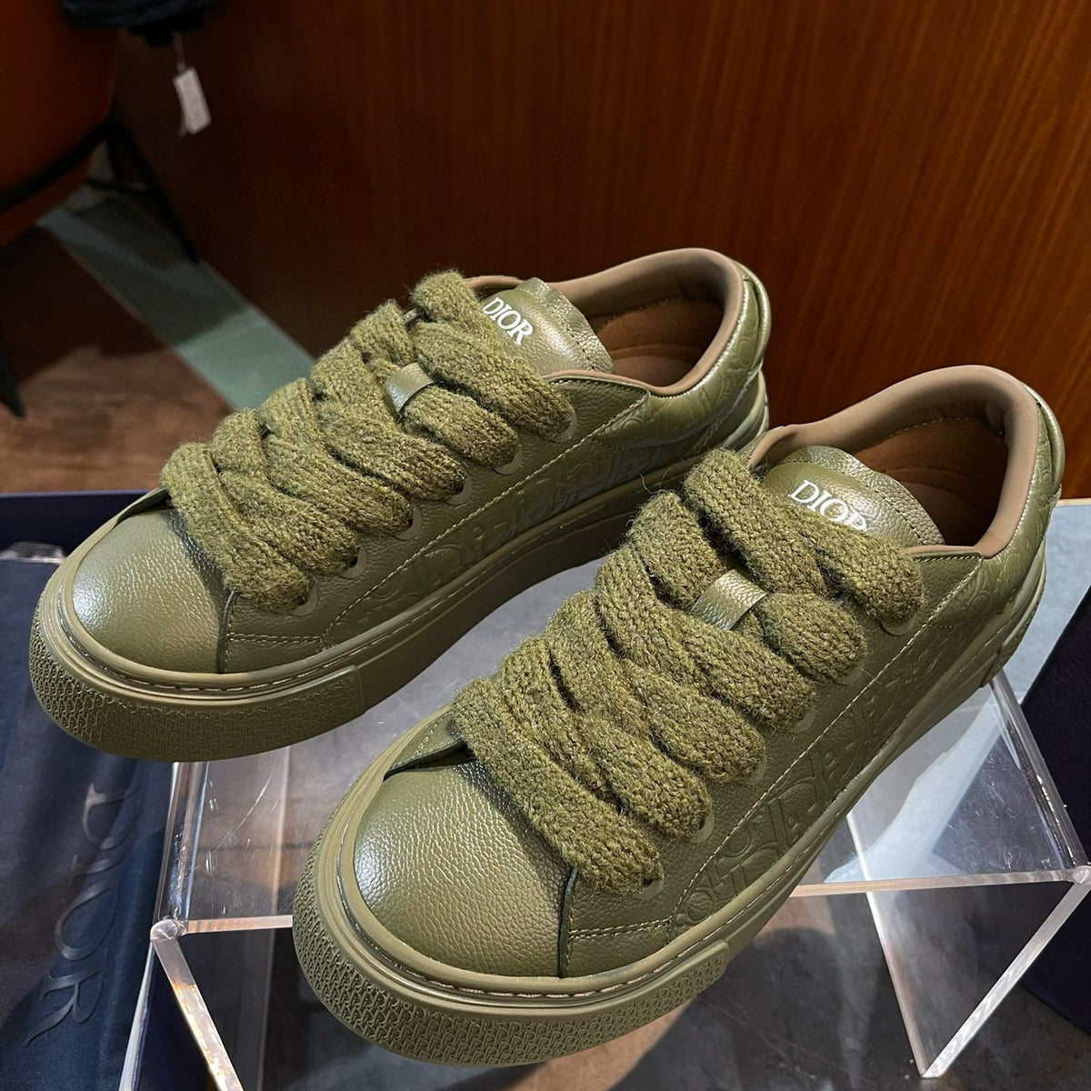 CD B33 SNEAKER