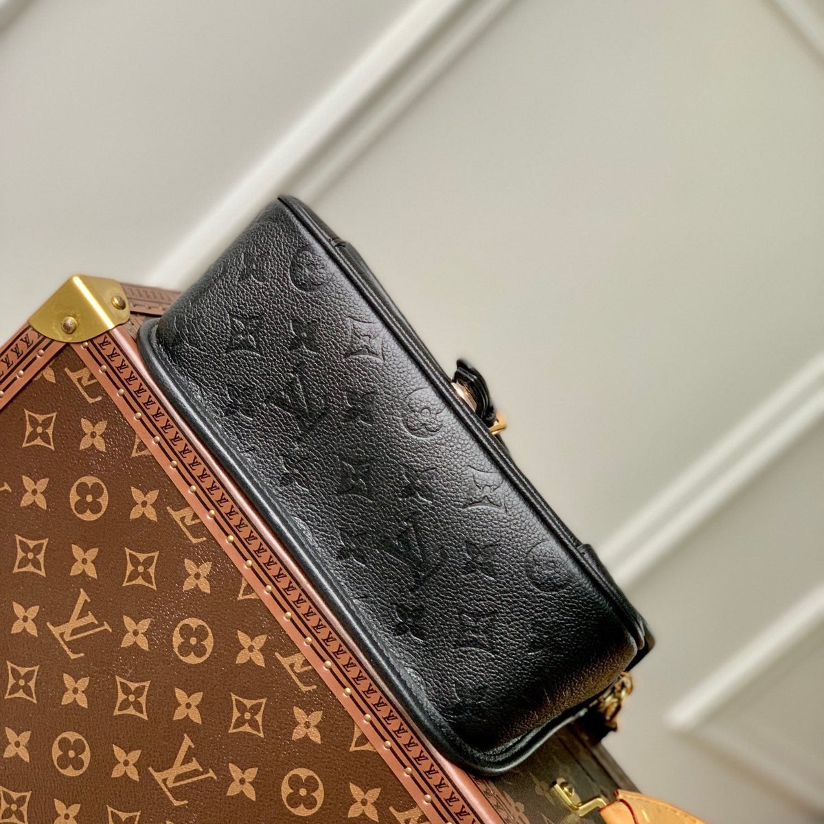 LOU DIANE SATCHEL BAG