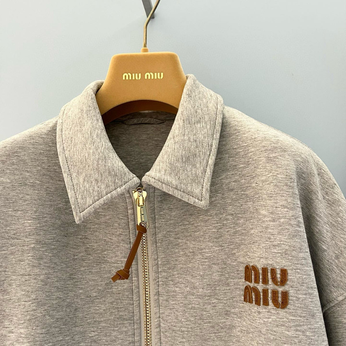 MIU M ZIP HOODIE