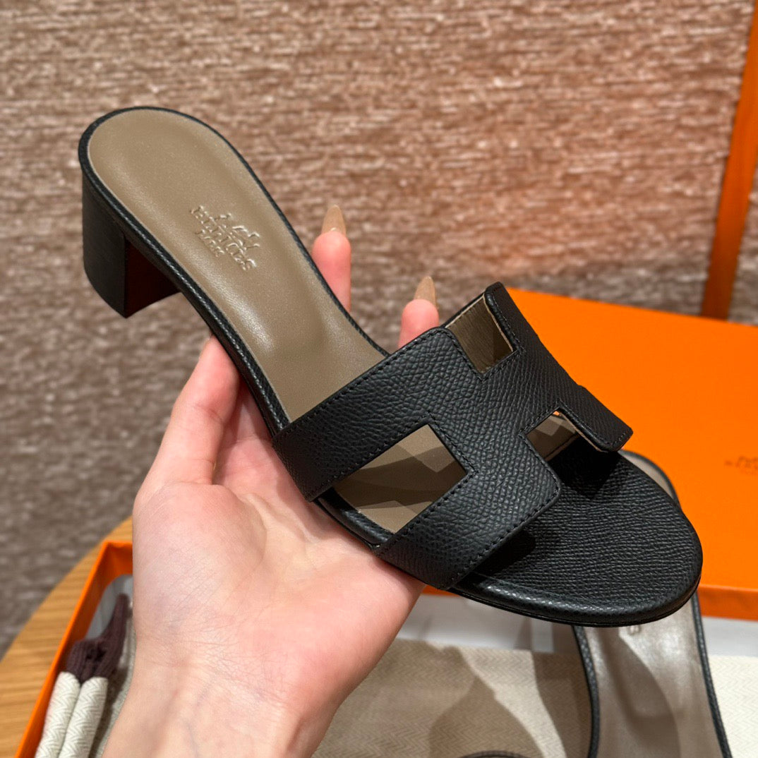 HERM OASIS SANDALS