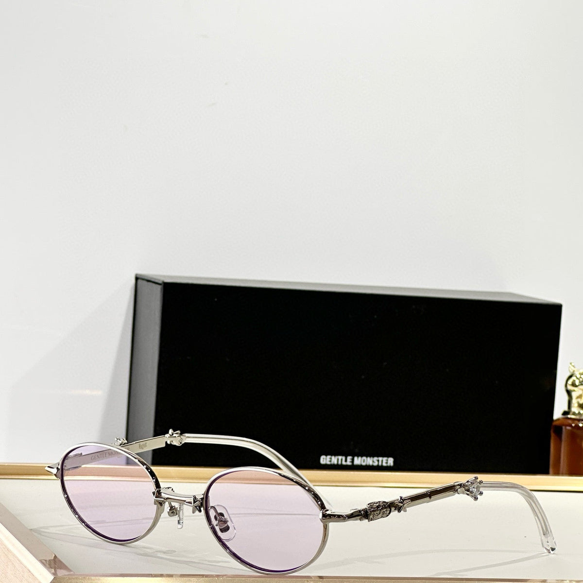 GM SUNGLASSES