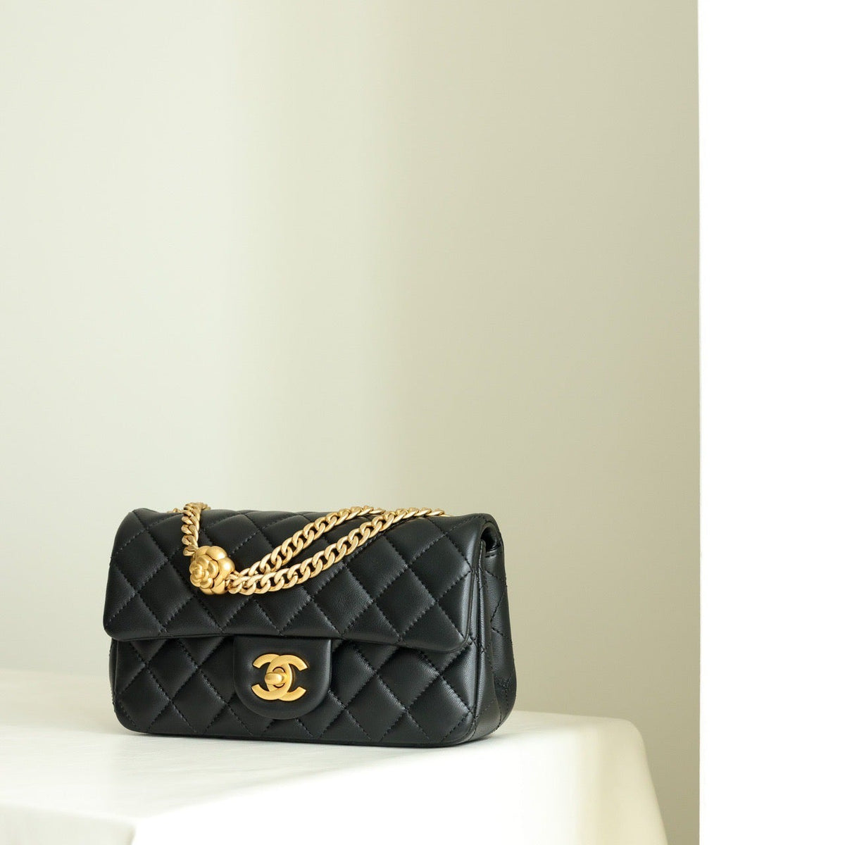 CC MINI FLAP BAG