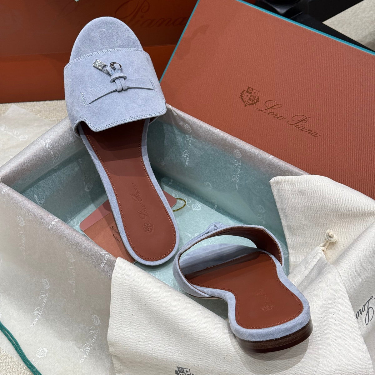 LORO P SUMMER CHARM SLIPPER