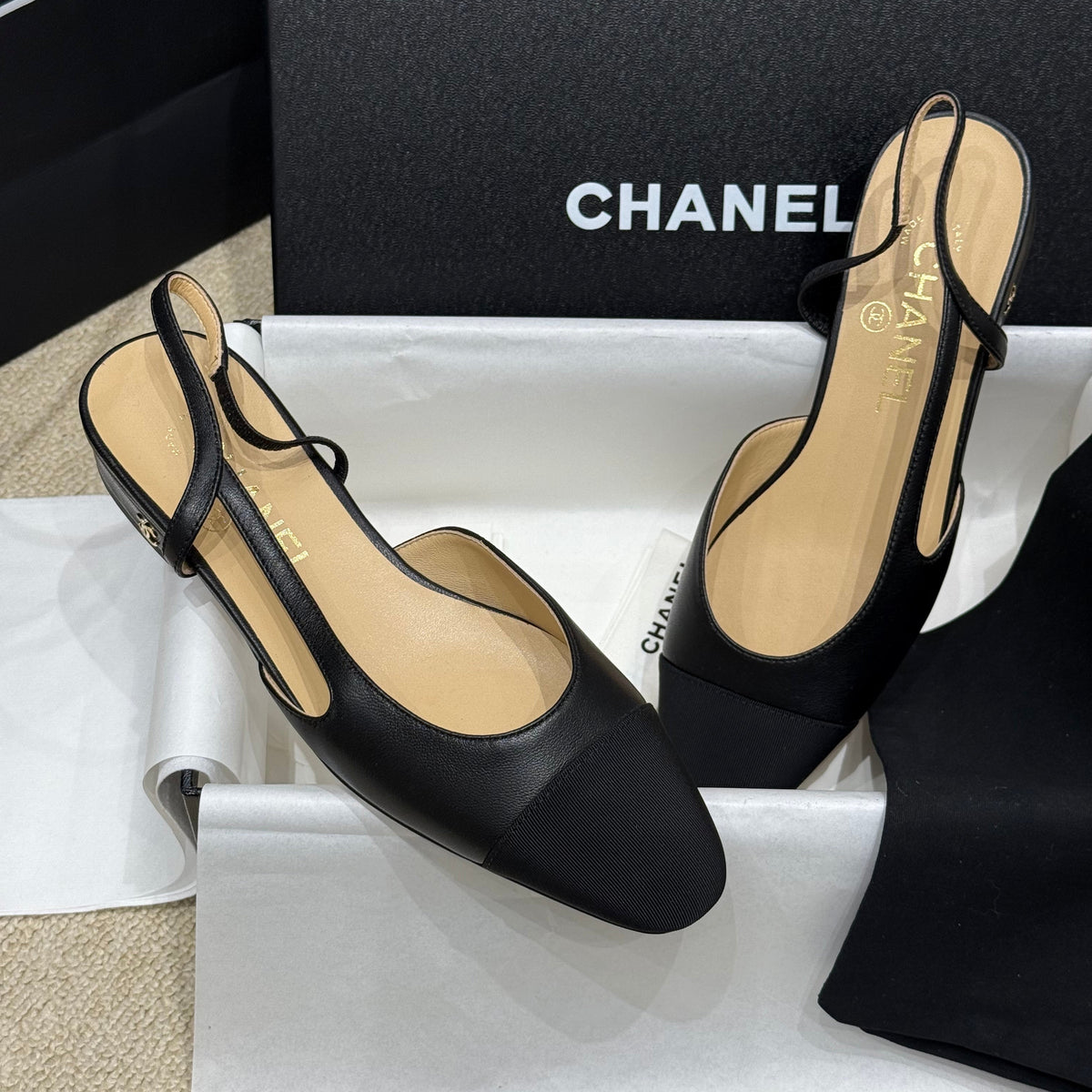 CC SLINGBACK PUMPS