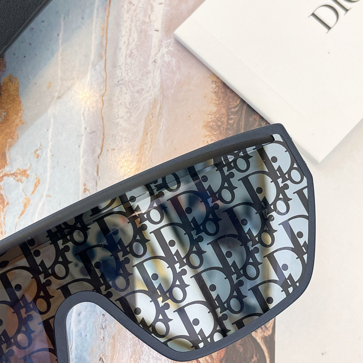 CD SUNGLASSES
