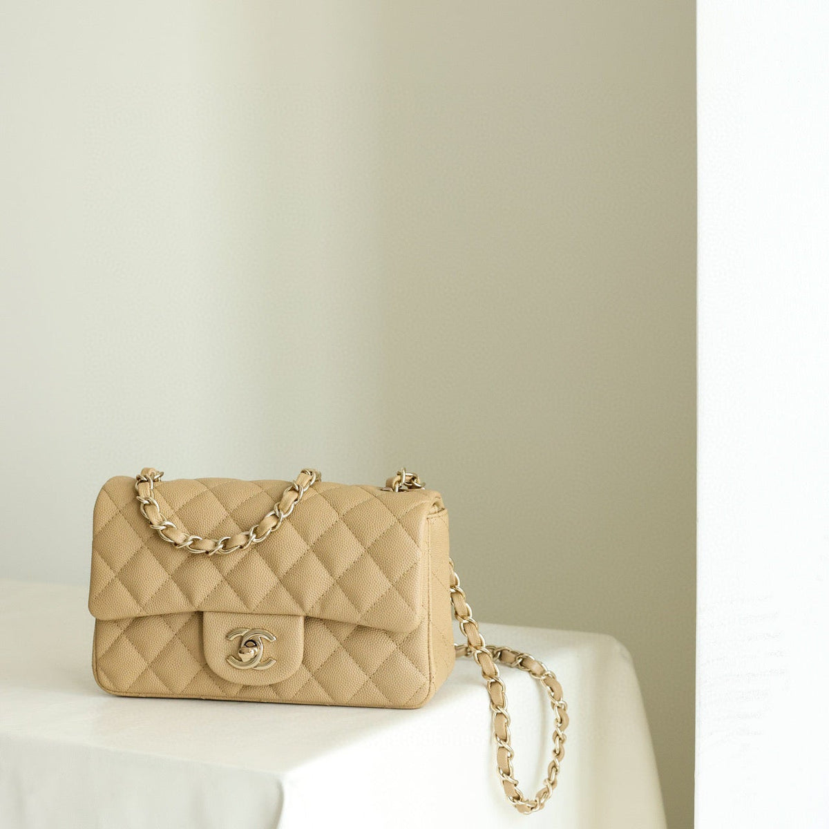 CC CLASSIC FLAP MINI BAG