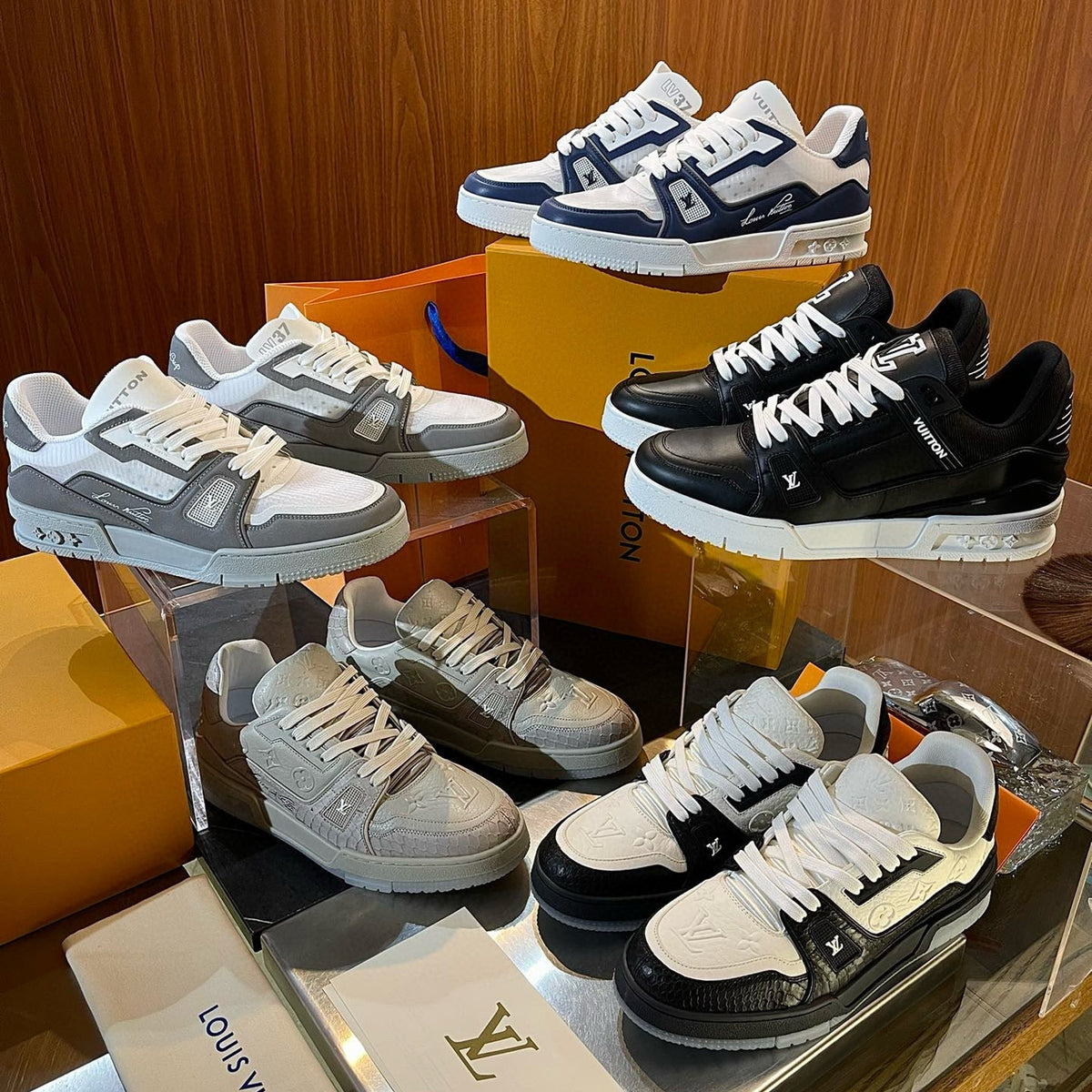 LOU TRAINERS