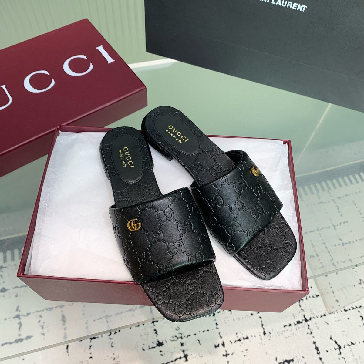 GG SANDALS