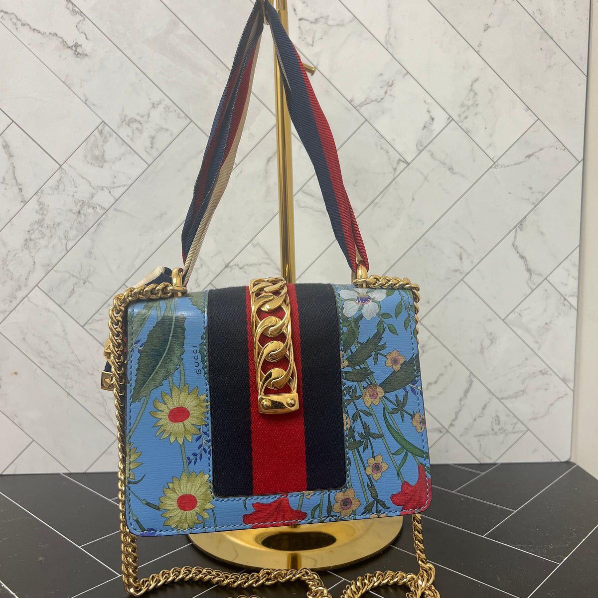 LIKE NEW Gucci Sylvie Chain Leather Mini Shoulder Bag