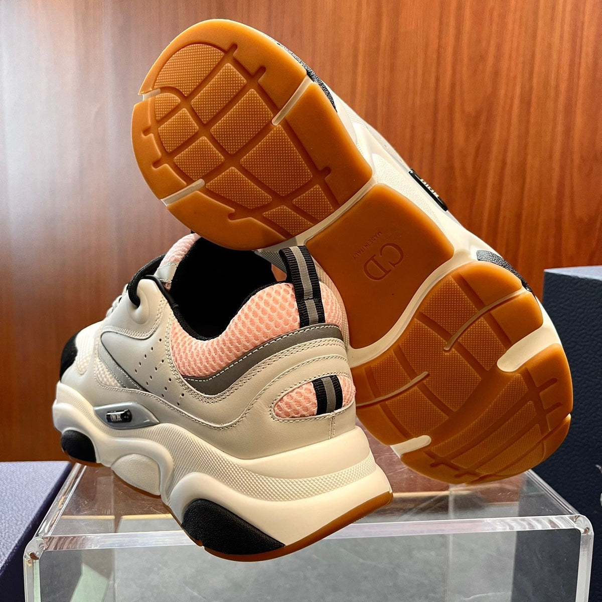 CD B22 SNEAKERS