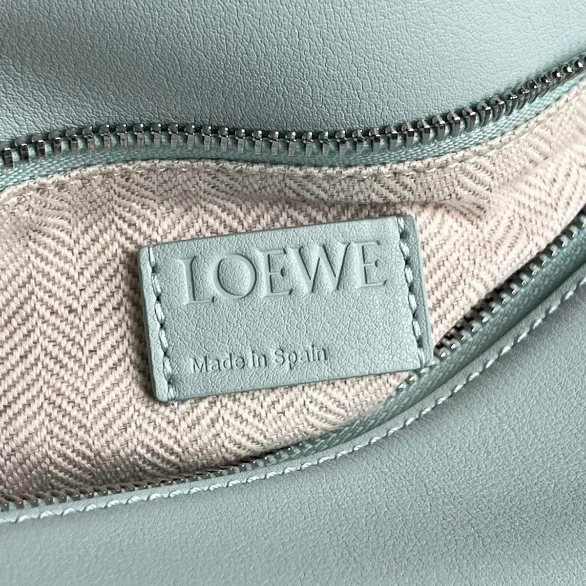 LOEW SMALL PUZZLE EDGE BAG