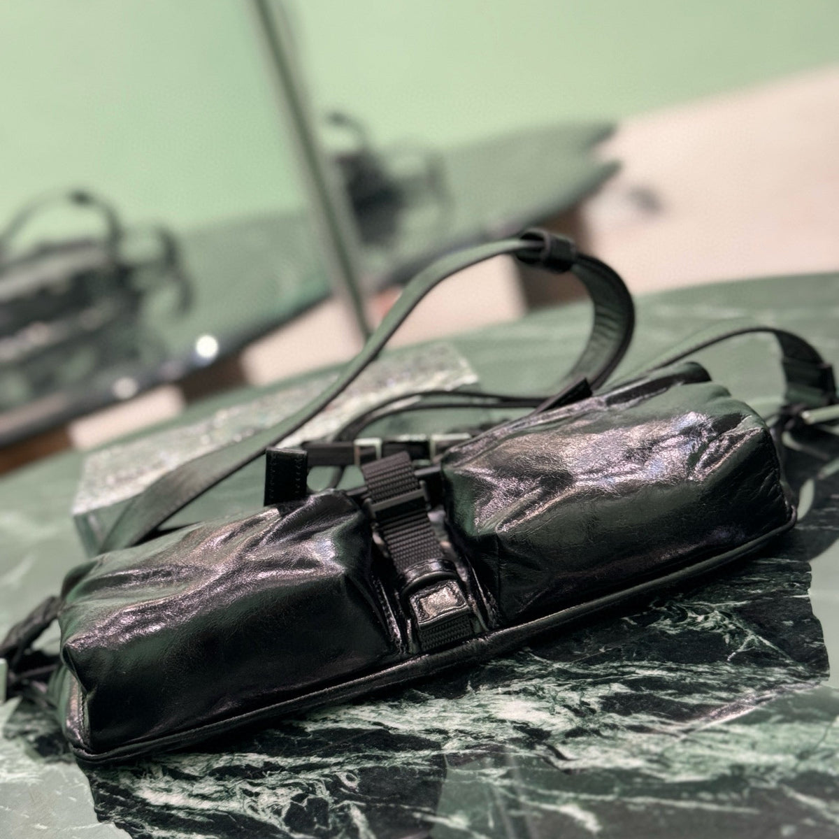 PD LEATHER SHOULDER BAG
