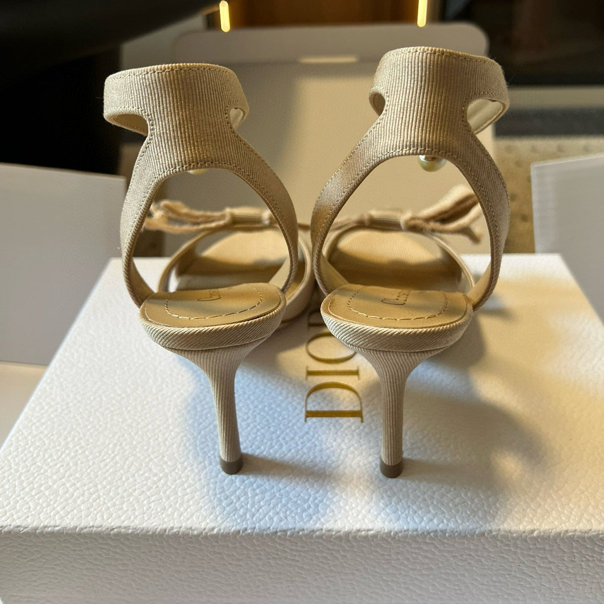 CD HEELS