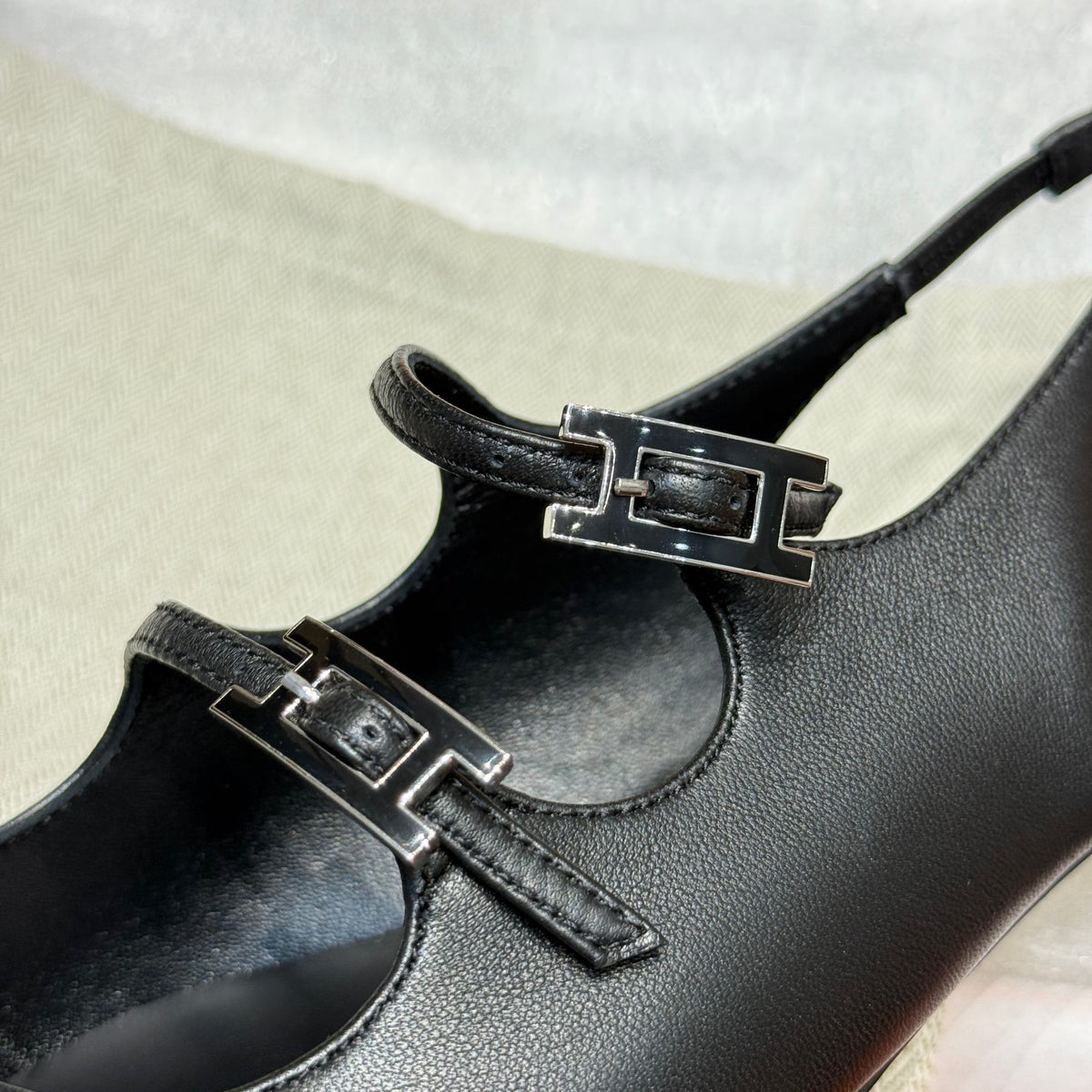 HERM MILA SLINGBACK