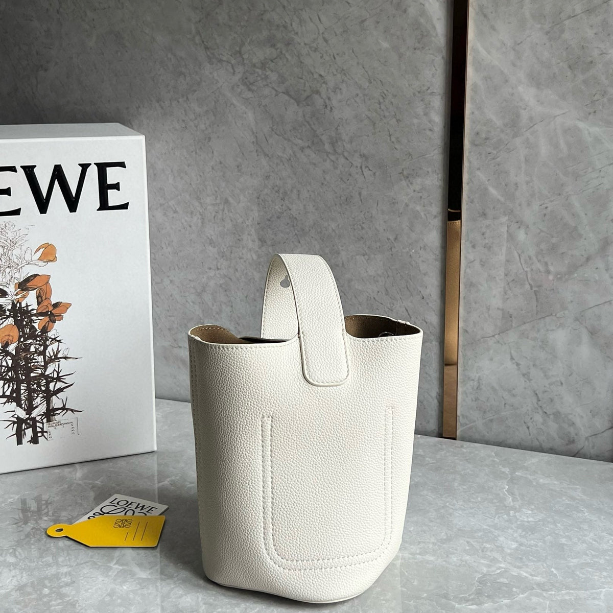 LOEW MINI PEBBLE BUCKET BAG