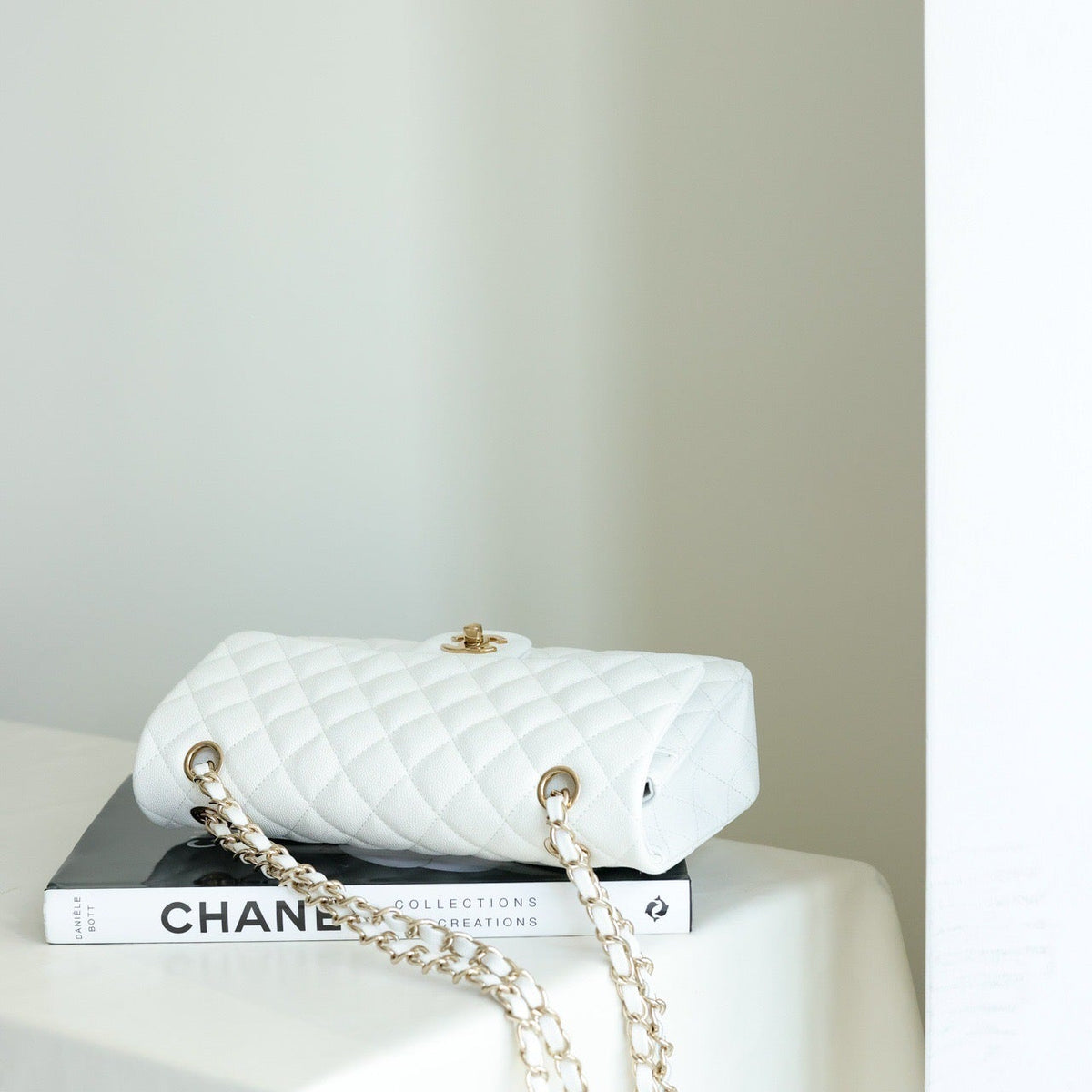 CC CLASSIC FLAP BAG
