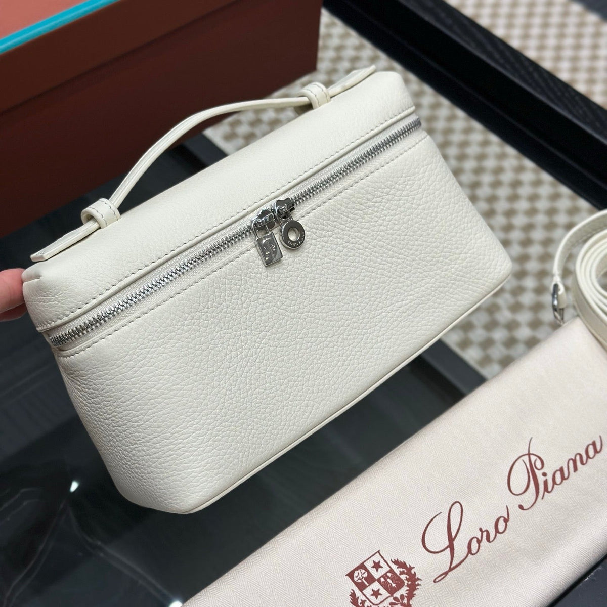 LORO P EXTRA POCKET L19 BAG