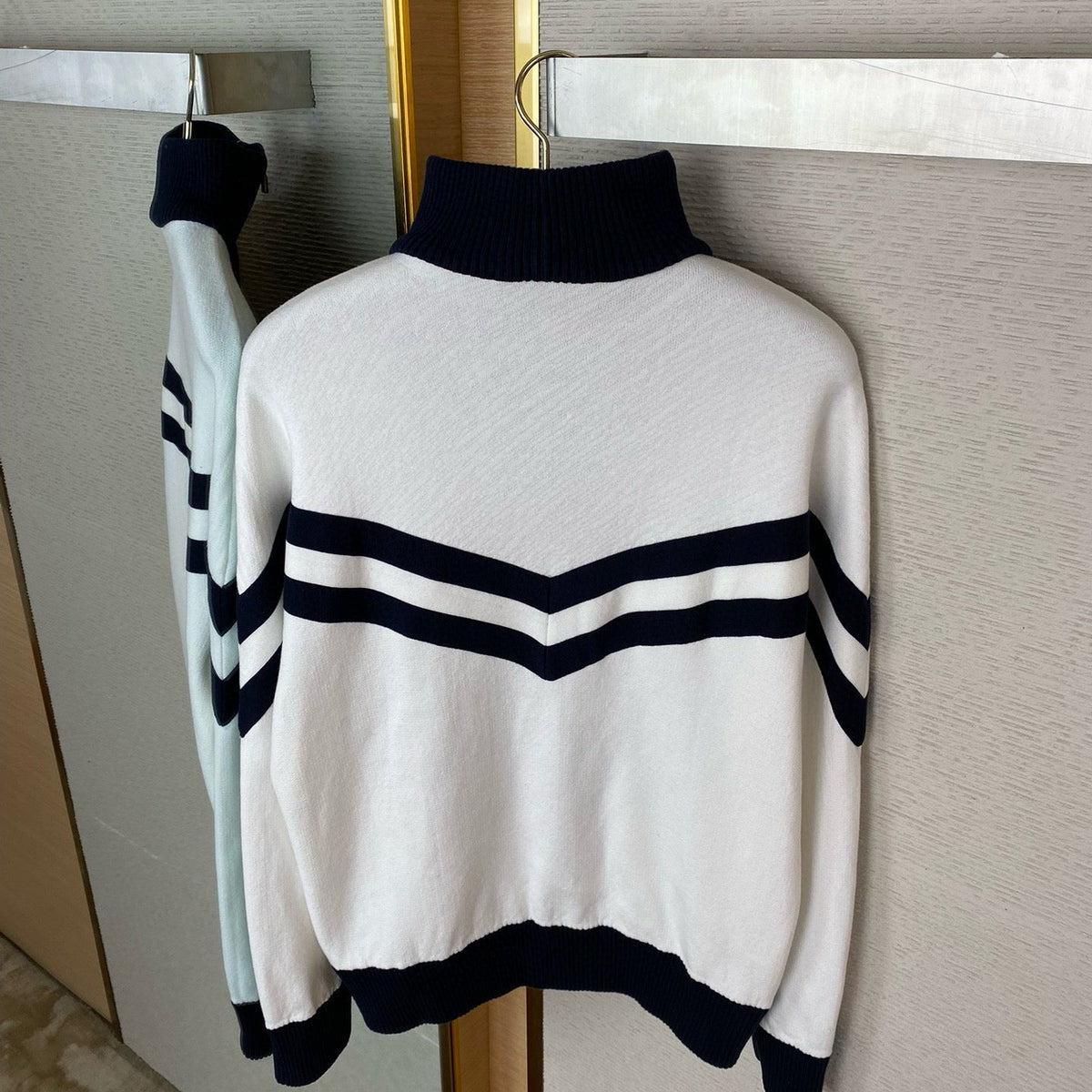 LOU ZIP JUMPER