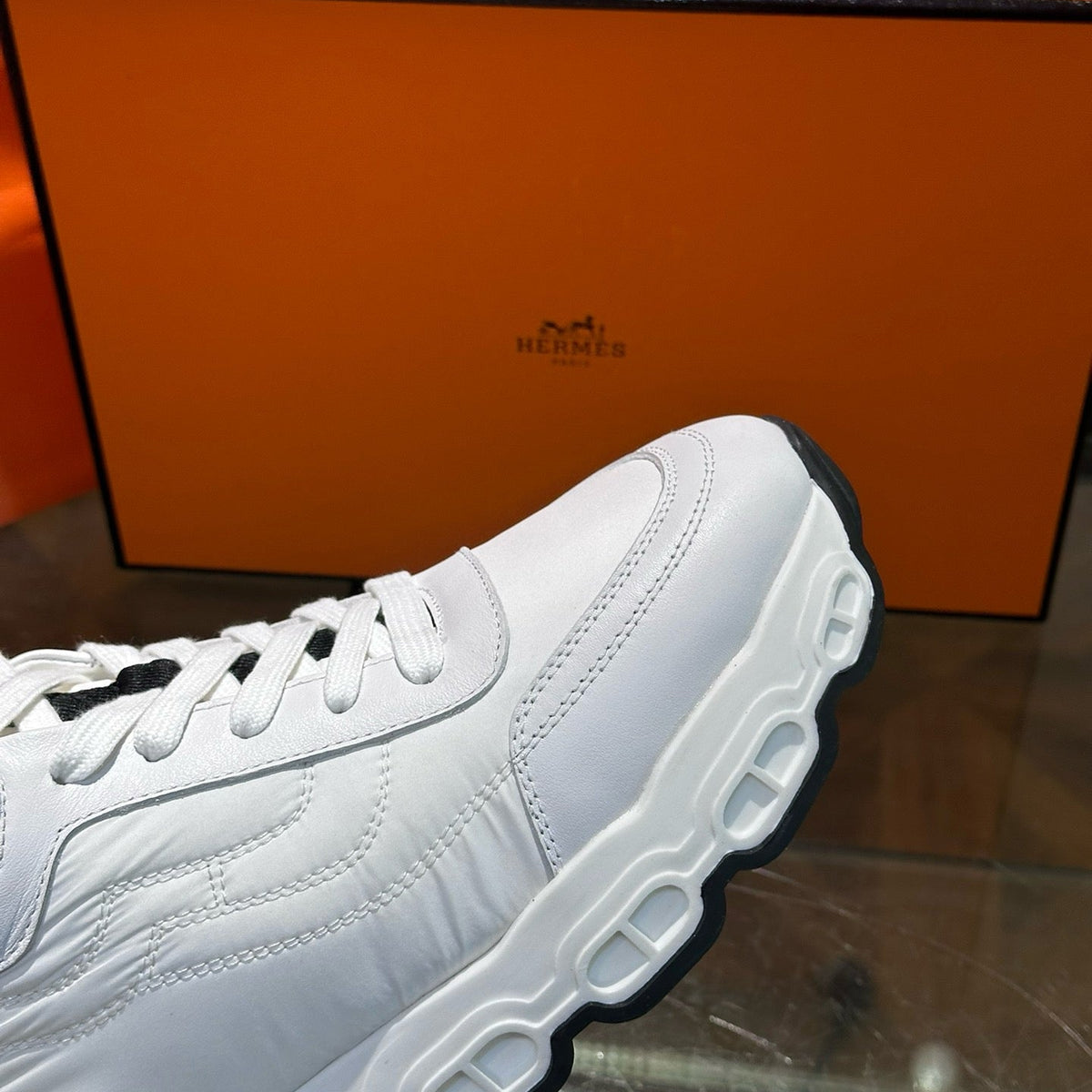 HERM IMPULSE SNEAKER