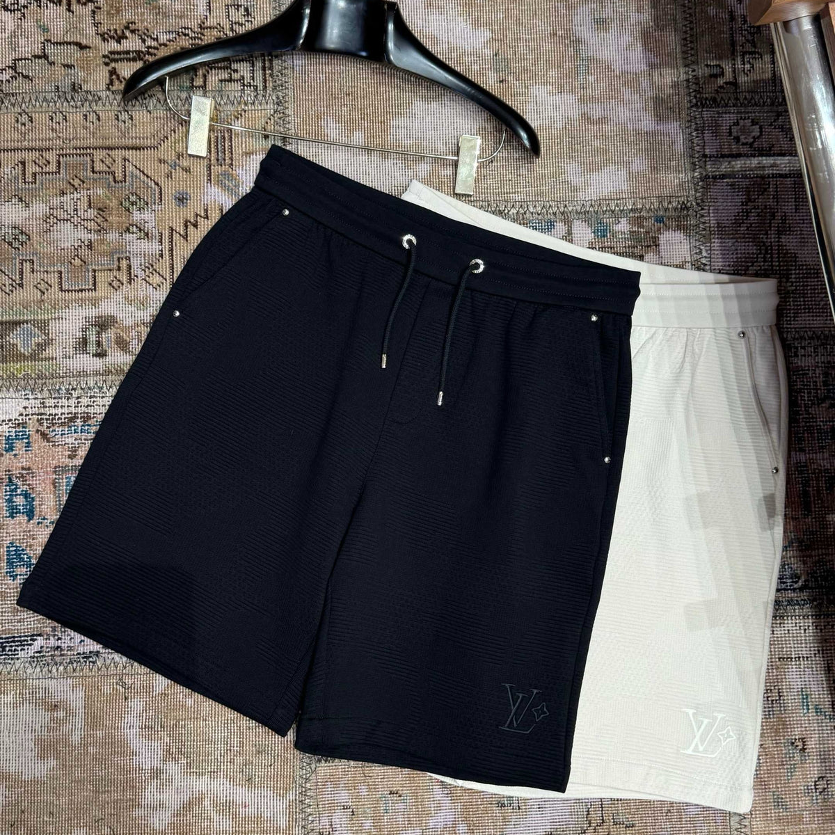 LOU SHORTS
