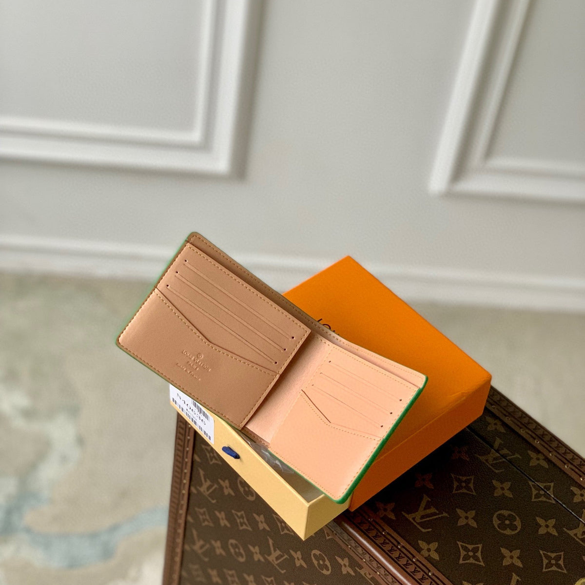 LOU SLENDER WALLET