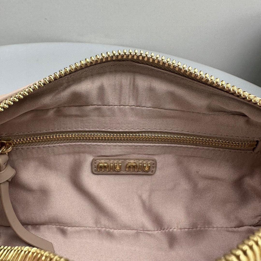 MIU M ARCADIE BAG