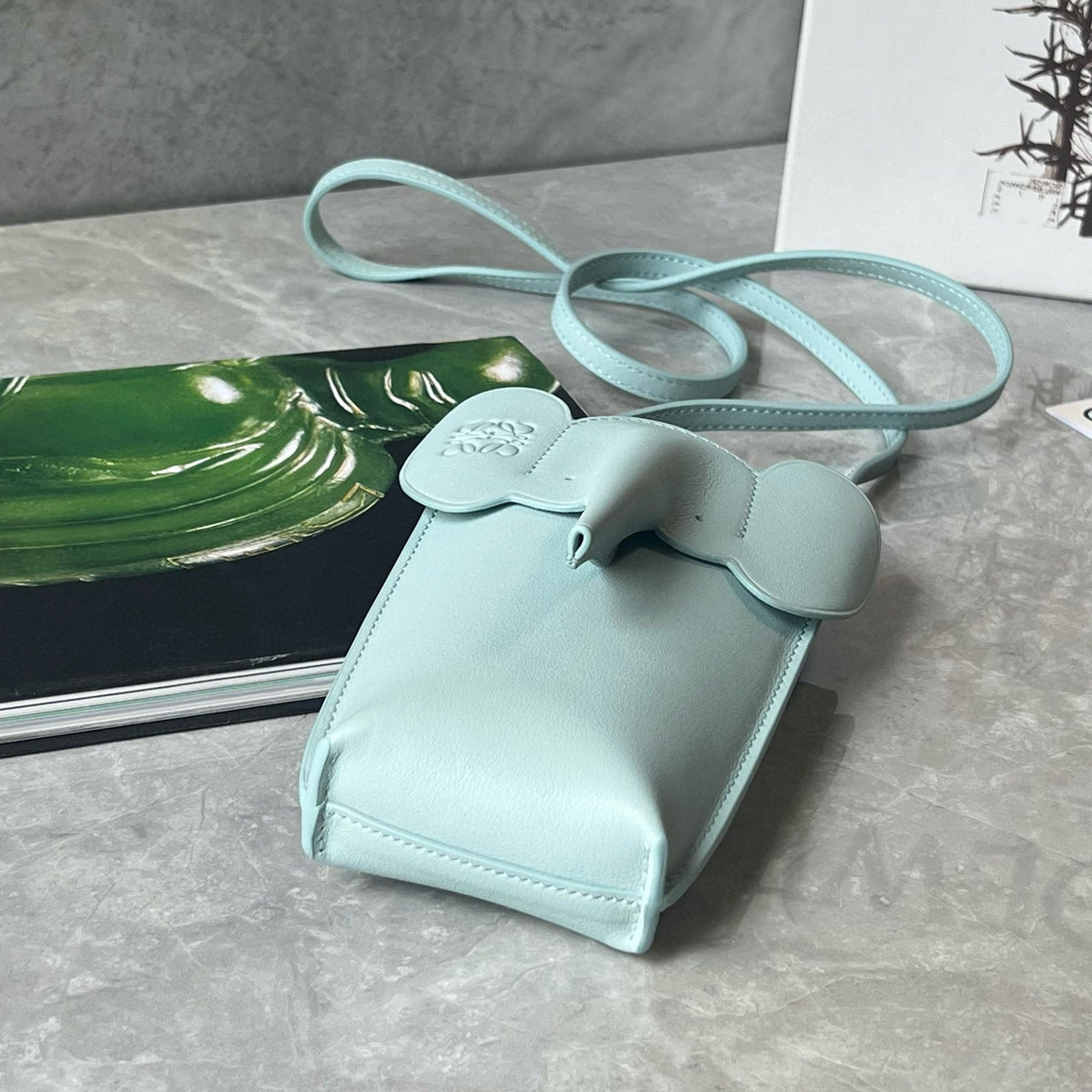 LOEW ELEPHANT POCKET BAG