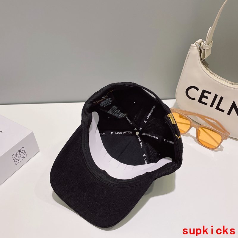Louis Vuitton Luxury Cap