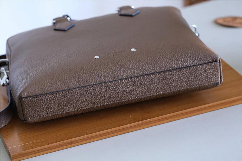 I W Fashion Lu-Vi bags - 9877