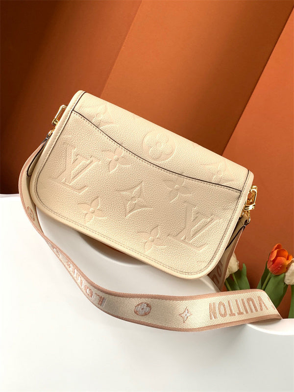 PHA - LOV Bags - 531