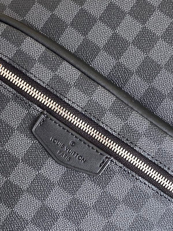 I W Fashion Lu-Vi bags - 17443