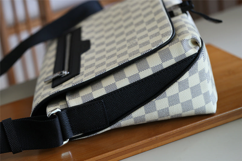 I W Fashion Lu-Vi bags - 10498