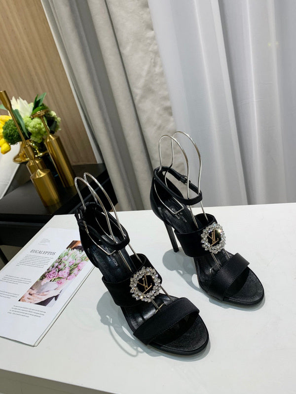 Louis Vuittion Luxury Shoes
