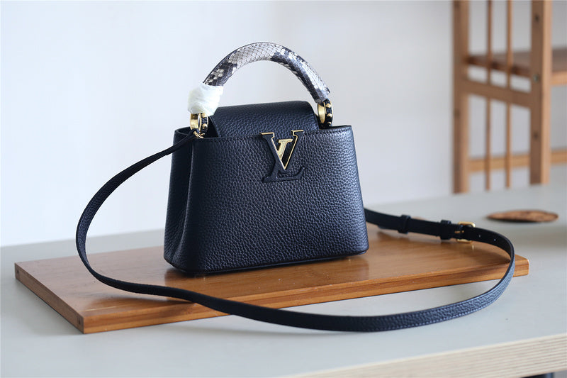 I W Fashion Lu-Vi bags - 8353