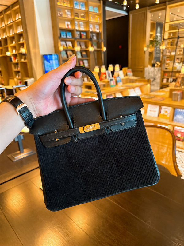 PHA - HMS Bags - 630